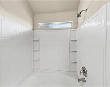 1236 Freestone Court - Photo Thumbnail 11