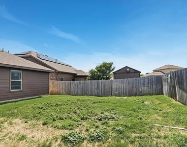 1236 Freestone Court - Photo Thumbnail 24