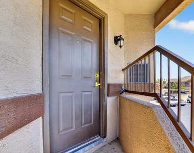 16033 N 25th Street - Photo Thumbnail 2