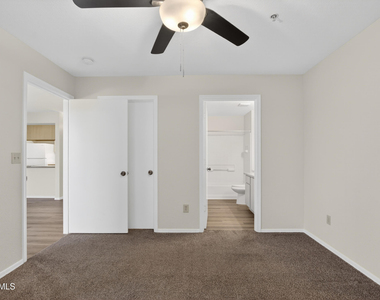 16033 N 25th Street - Photo Thumbnail 12