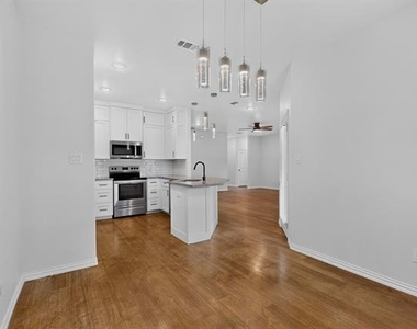 2000 Skylark Drive - Photo Thumbnail 13