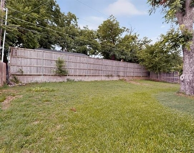 2000 Skylark Drive - Photo Thumbnail 38