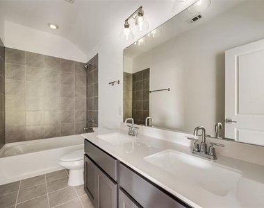 1820 Purtis Creek Drive - Photo Thumbnail 23
