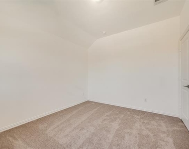 1820 Purtis Creek Drive - Photo Thumbnail 21