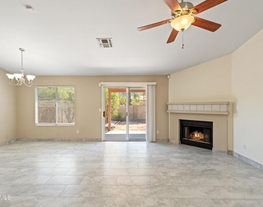 20223 N 30th Street - Photo Thumbnail 4
