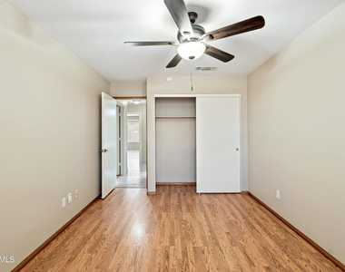 20223 N 30th Street - Photo Thumbnail 25