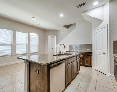 12618 Akenside Road - Photo Thumbnail 8