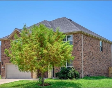 800 Cormorant Drive - Photo Thumbnail 3