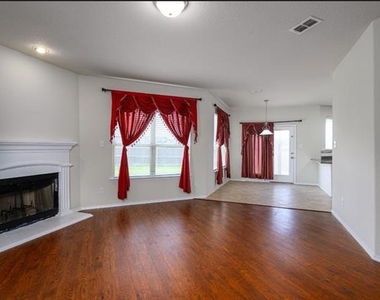 800 Cormorant Drive - Photo Thumbnail 13