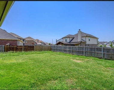800 Cormorant Drive - Photo Thumbnail 26