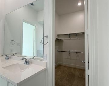 1404 Pintail Place - Photo Thumbnail 21