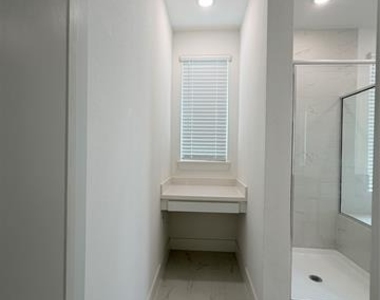 1404 Pintail Place - Photo Thumbnail 17