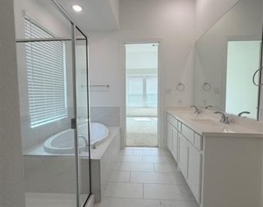 1404 Pintail Place - Photo Thumbnail 18