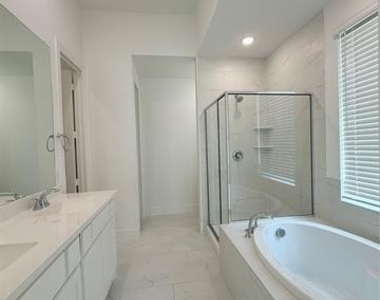 1404 Pintail Place - Photo Thumbnail 15
