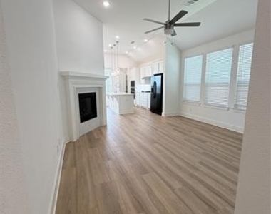 1404 Pintail Place - Photo Thumbnail 7