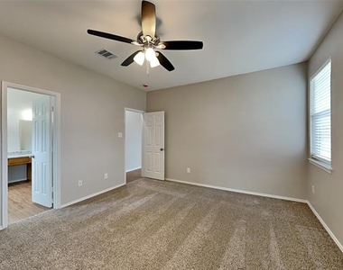 7908 Swan Park Drive - Photo Thumbnail 8