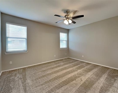 7908 Swan Park Drive - Photo Thumbnail 7