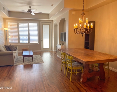 14575 W Mountain View Boulevard - Photo Thumbnail 6