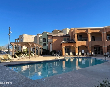 14575 W Mountain View Boulevard - Photo Thumbnail 16