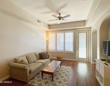 14575 W Mountain View Boulevard - Photo Thumbnail 3