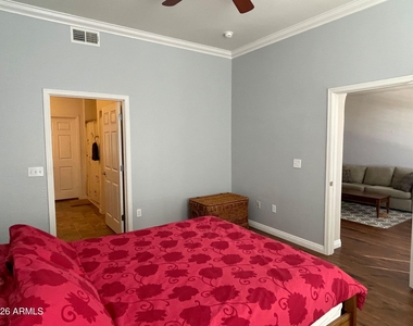 14575 W Mountain View Boulevard - Photo Thumbnail 8