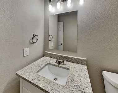7224 Indiana Avenue - Photo Thumbnail 15