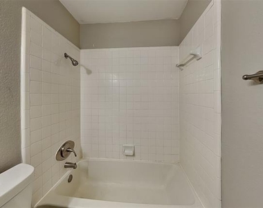 7224 Indiana Avenue - Photo Thumbnail 14