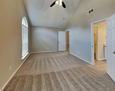 7224 Indiana Avenue - Photo Thumbnail 6