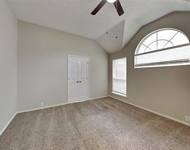 7411 Sonoma Valley Drive - Photo Thumbnail 11