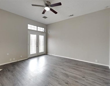 7411 Sonoma Valley Drive - Photo Thumbnail 1