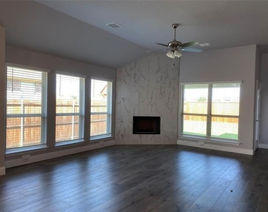 713 Smothermon Farm Road - Photo Thumbnail 5