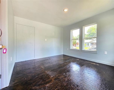 2903 Jerome Street - Photo Thumbnail 1