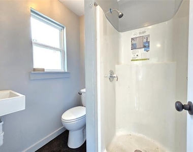 2903 Jerome Street - Photo Thumbnail 2