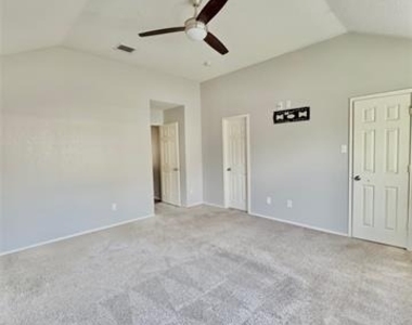 507 Thunder Trail - Photo Thumbnail 13