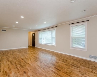 4808 Terrace Trail - Photo Thumbnail 4