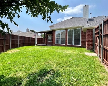 6902 Westover Drive - Photo Thumbnail 31