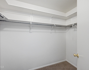 1571 E Orchid Court - Photo Thumbnail 16