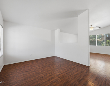 1571 E Orchid Court - Photo Thumbnail 2