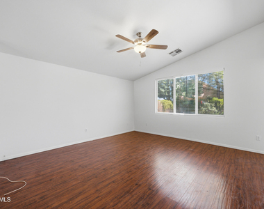 1571 E Orchid Court - Photo Thumbnail 4