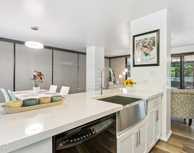 4808 N 24th Street - Photo Thumbnail 12