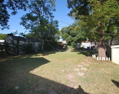 6918 Lockheed Avenue - Photo Thumbnail 8