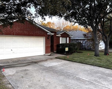 3913 Chimney Rock Drive - Photo Thumbnail 1