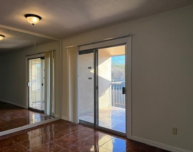 12802 Midway Road - Photo Thumbnail 8