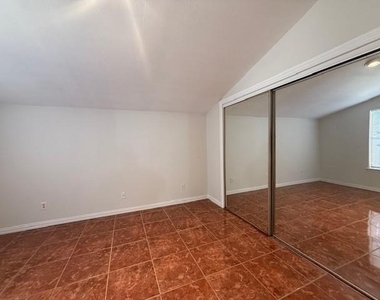 12802 Midway Road - Photo Thumbnail 4