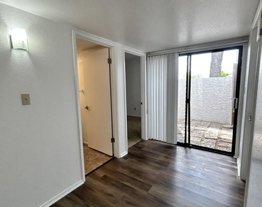 329 E Ambassador Drive - Photo Thumbnail 13