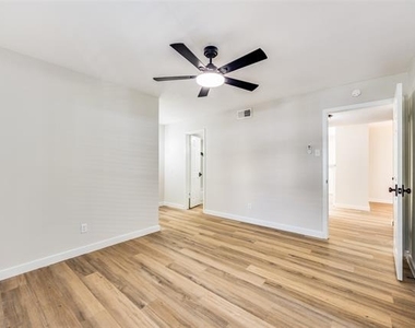 5300 Keller Springs Road - Photo Thumbnail 6