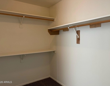 925 E Canyon Rock Road - Photo Thumbnail 12