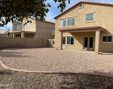 925 E Canyon Rock Road - Photo Thumbnail 19