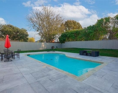 6319 Windmill Circle - Photo Thumbnail 27