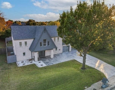 6319 Windmill Circle - Photo Thumbnail 31